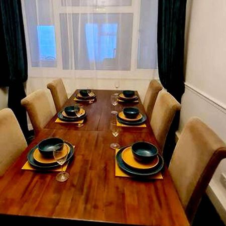 Reading - 3-Bed House - Sleeps 6 - Garden - Wifi Редінг Екстер'єр фото